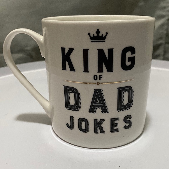 Noble Supply Co. Other - ☕️Noble Supply Co. 13 fl. oz. “King Of Dad Jokes” Mug